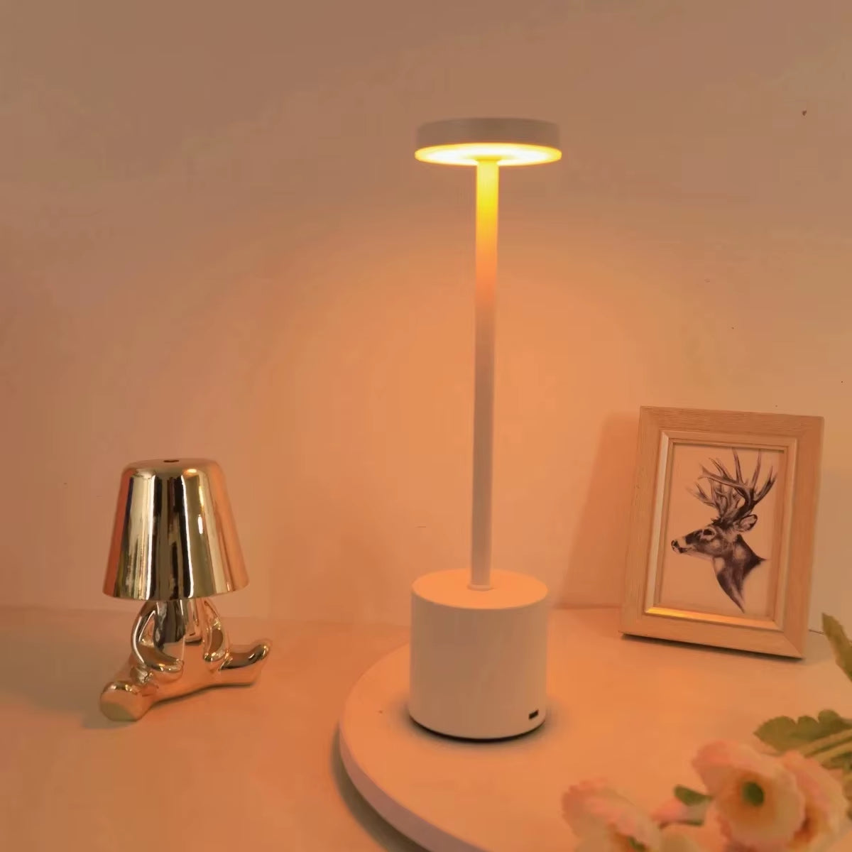 Classic Table Lamp USB Rechargeable Night Light Stepless Dimming Touch Desk Lamp Bedside Lamp Hotel Bar Decoration - Gold, Rose Gold, Black and White
